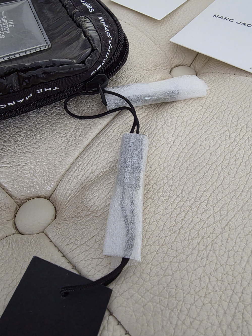 Marc Jacobs "The Ripstop" Cosmetics Pouch / Handbag - Picture 4 of 6